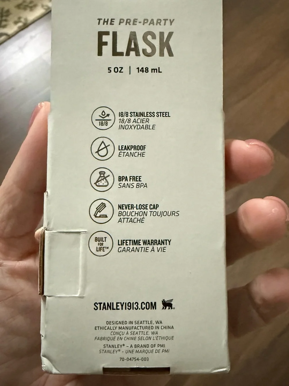Stanley Cream and Gold Pre-Party Flask Box - Picture 2 of 4